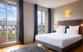 Helzear Champs Elysées Suites 4*